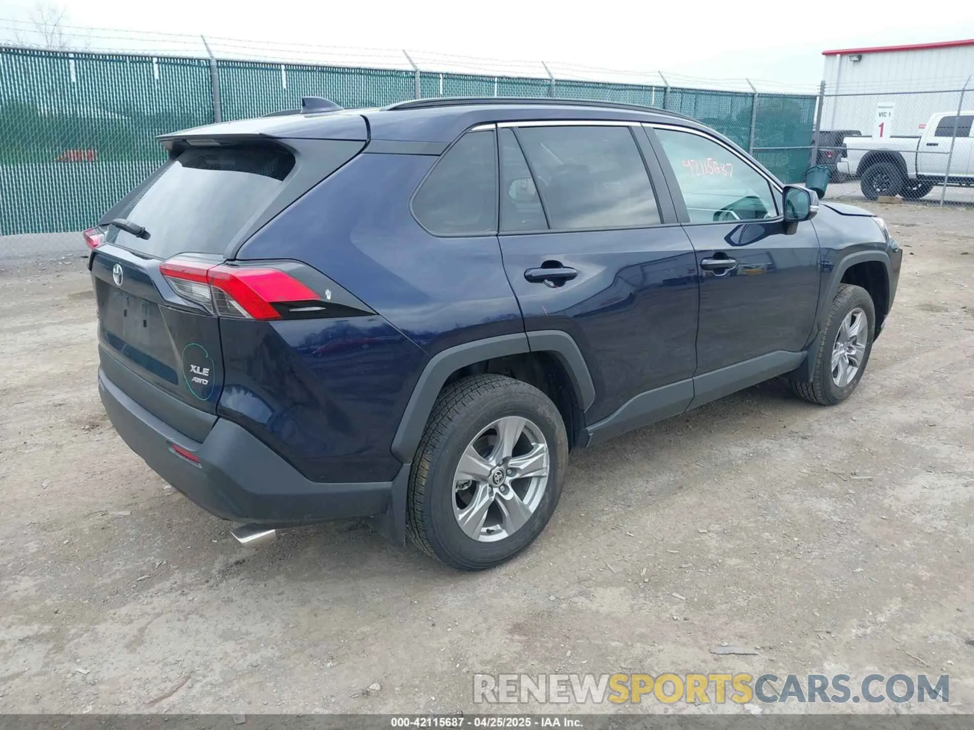 4 Фотография поврежденного автомобиля 2T3P1RFV5RW467555 TOYOTA RAV4 2024