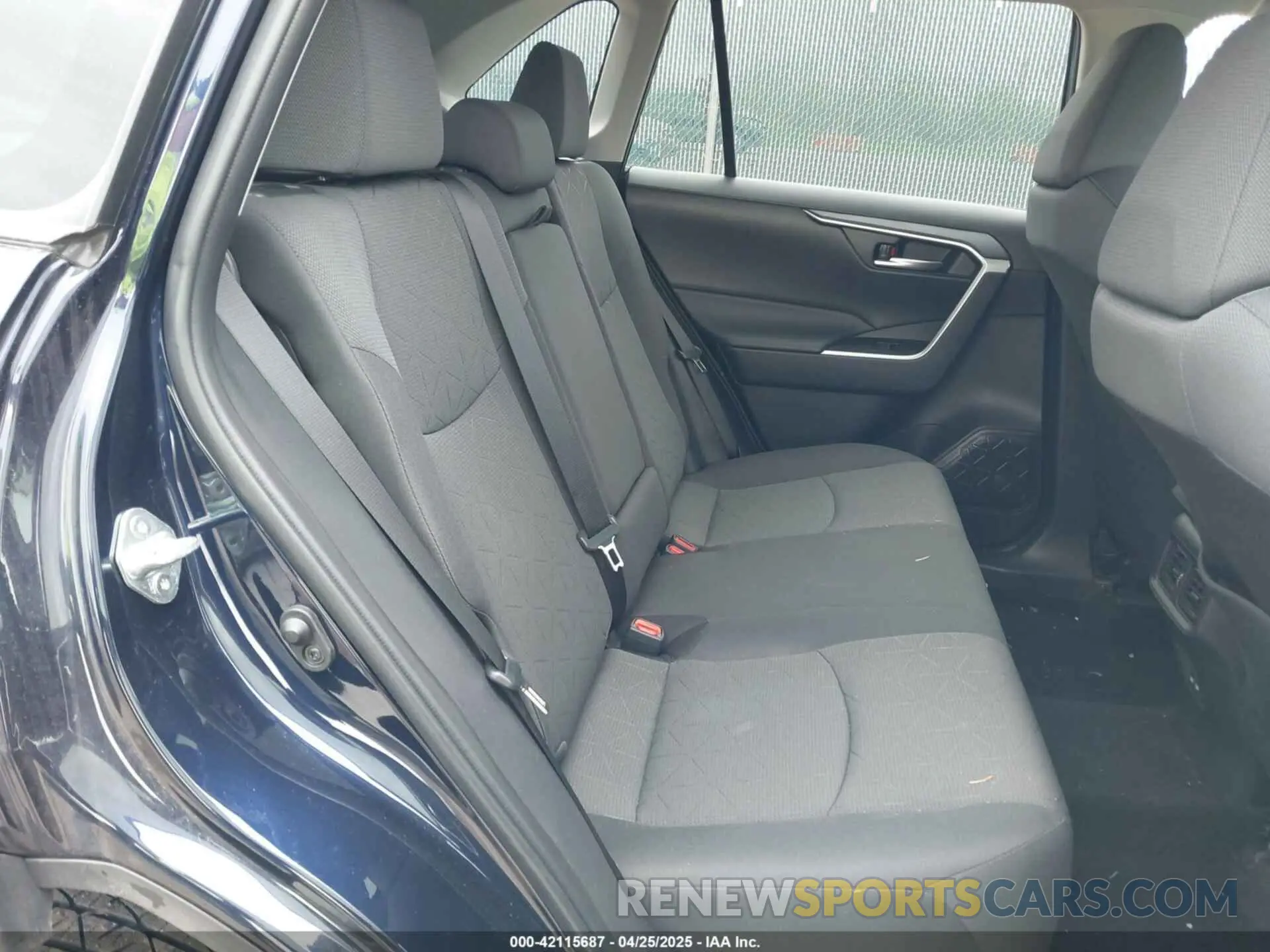 8 Фотография поврежденного автомобиля 2T3P1RFV5RW467555 TOYOTA RAV4 2024