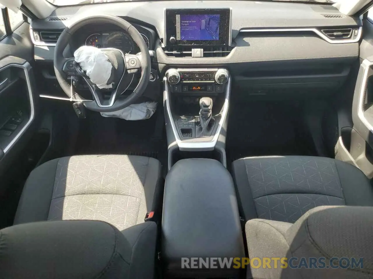 8 Фотография поврежденного автомобиля 2T3P1RFV5RW490480 TOYOTA RAV4 2024