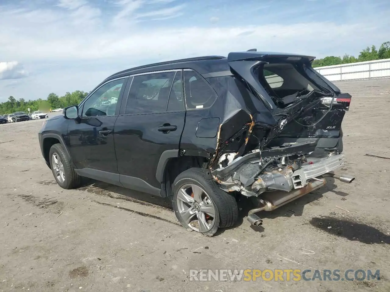 2 Photograph of a damaged car 2T3P1RFV6RC445405 TOYOTA RAV4 2024
