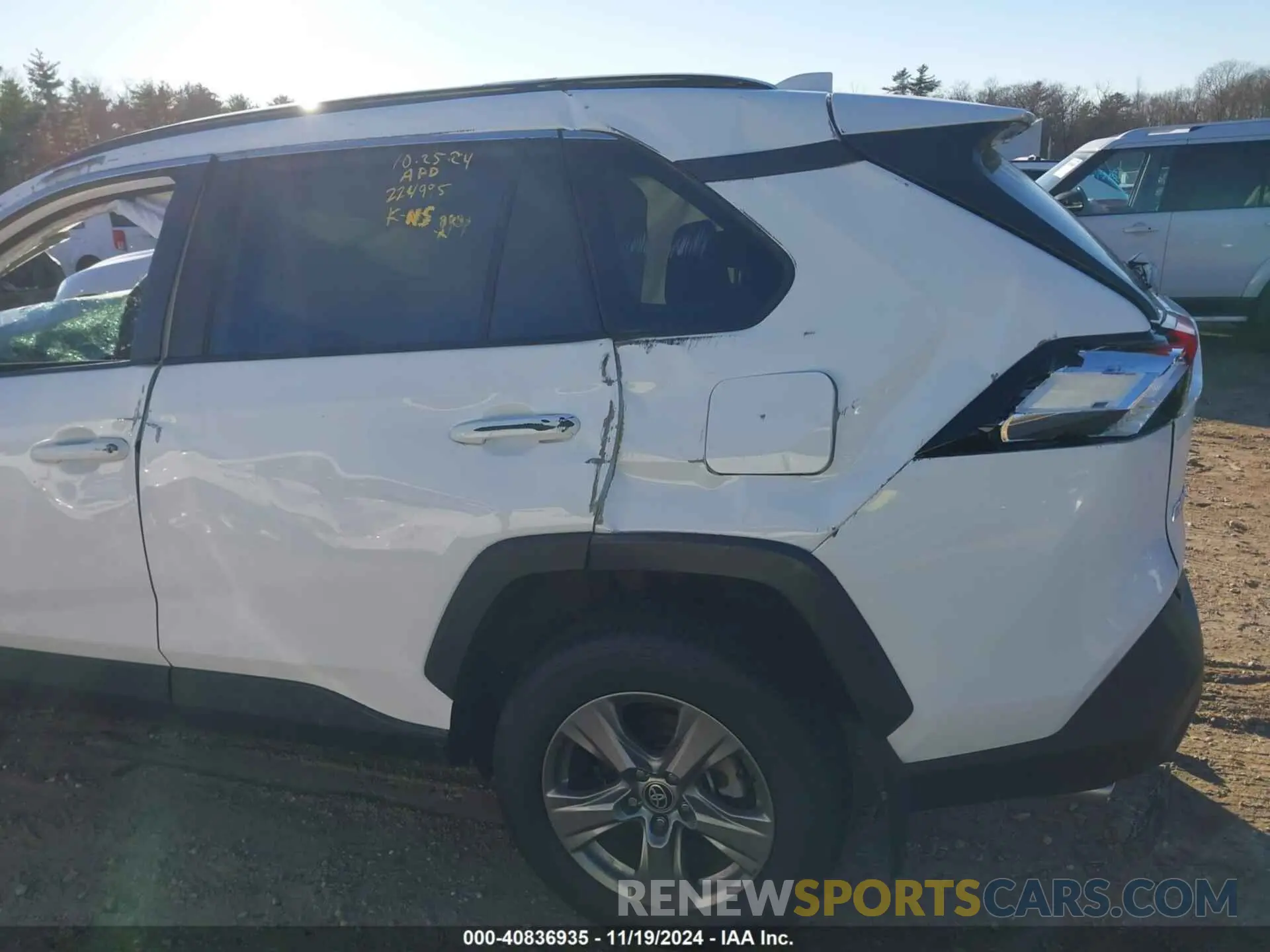 11 Photograph of a damaged car 2T3P1RFV7RC394481 TOYOTA RAV4 2024