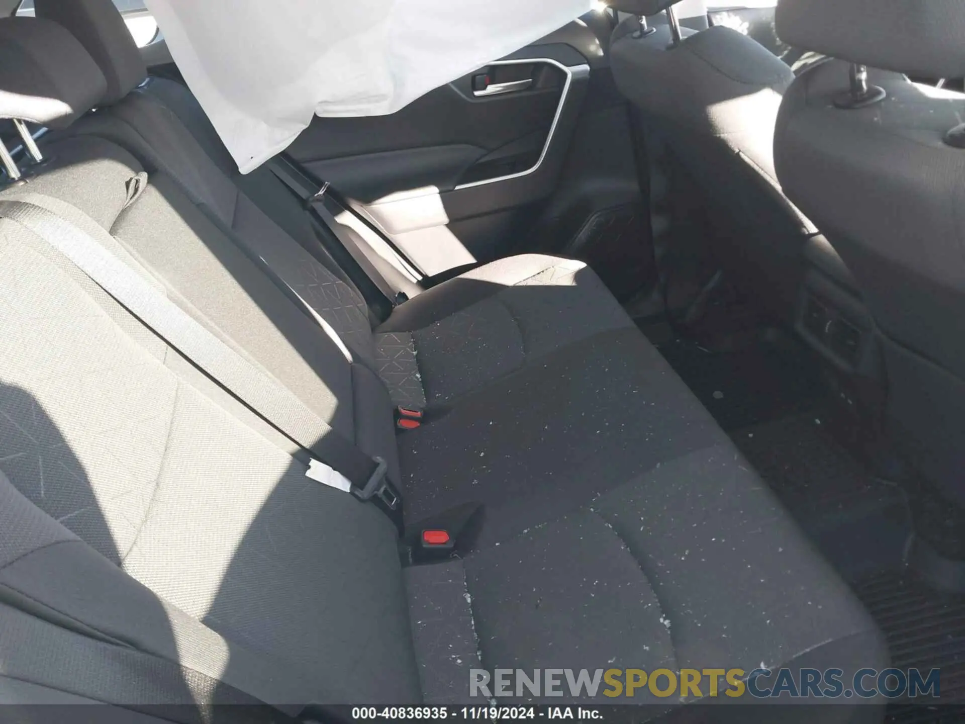 8 Photograph of a damaged car 2T3P1RFV7RC394481 TOYOTA RAV4 2024