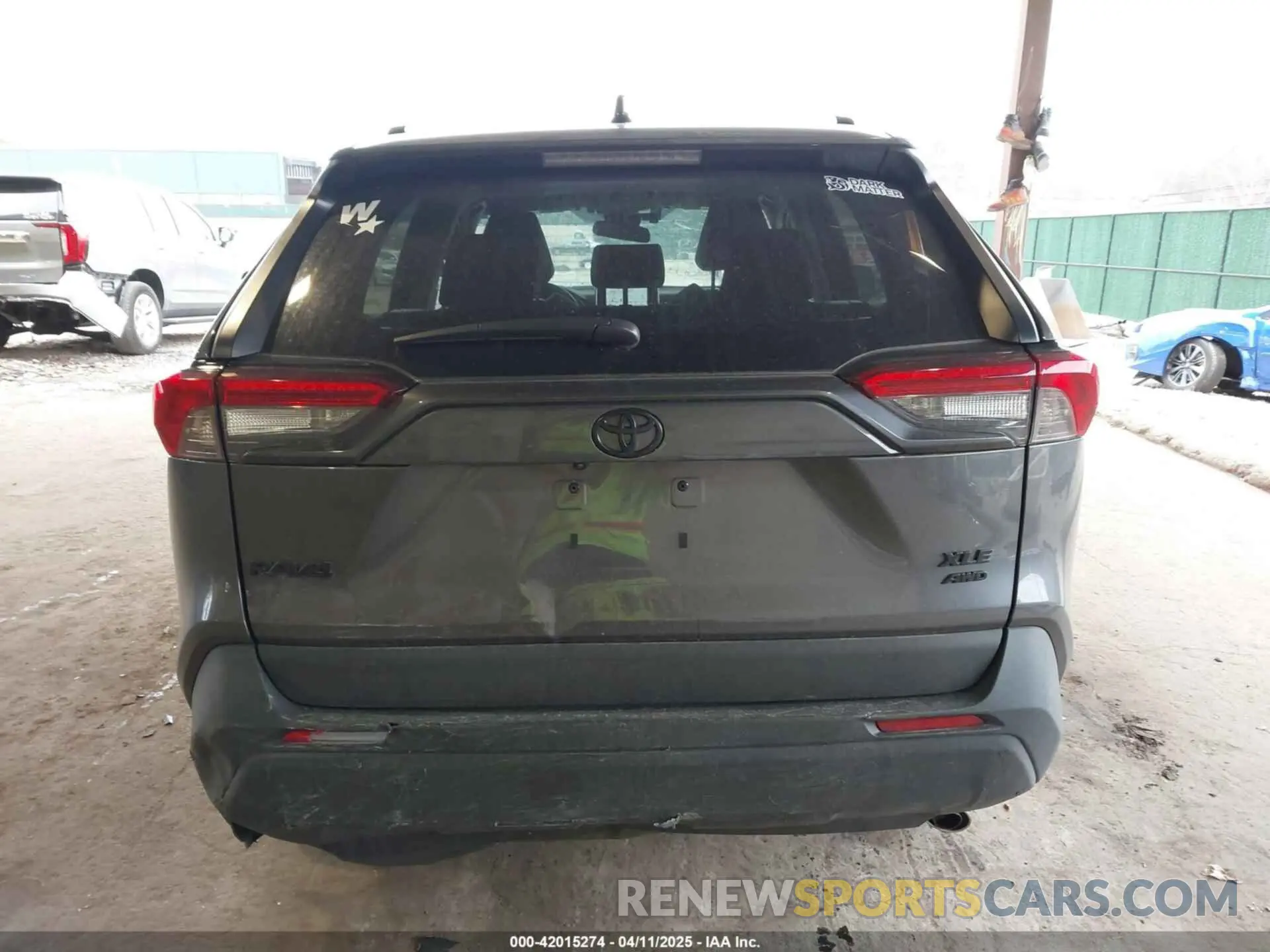 17 Photograph of a damaged car 2T3P1RFV7RC441041 TOYOTA RAV4 2024