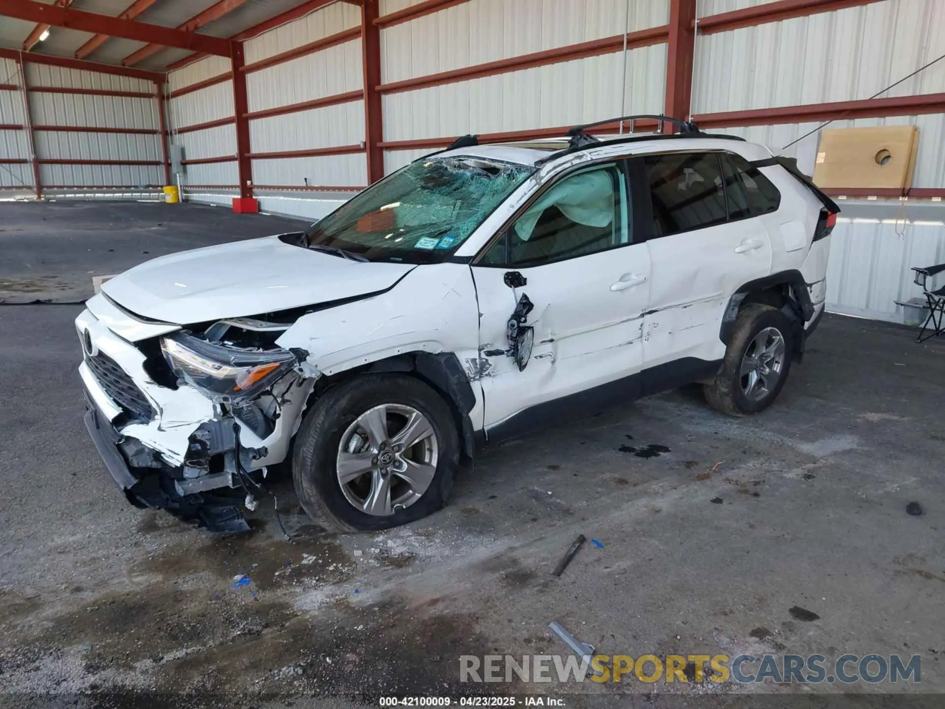 2 Photograph of a damaged car 2T3P1RFV7RC475030 TOYOTA RAV4 2024