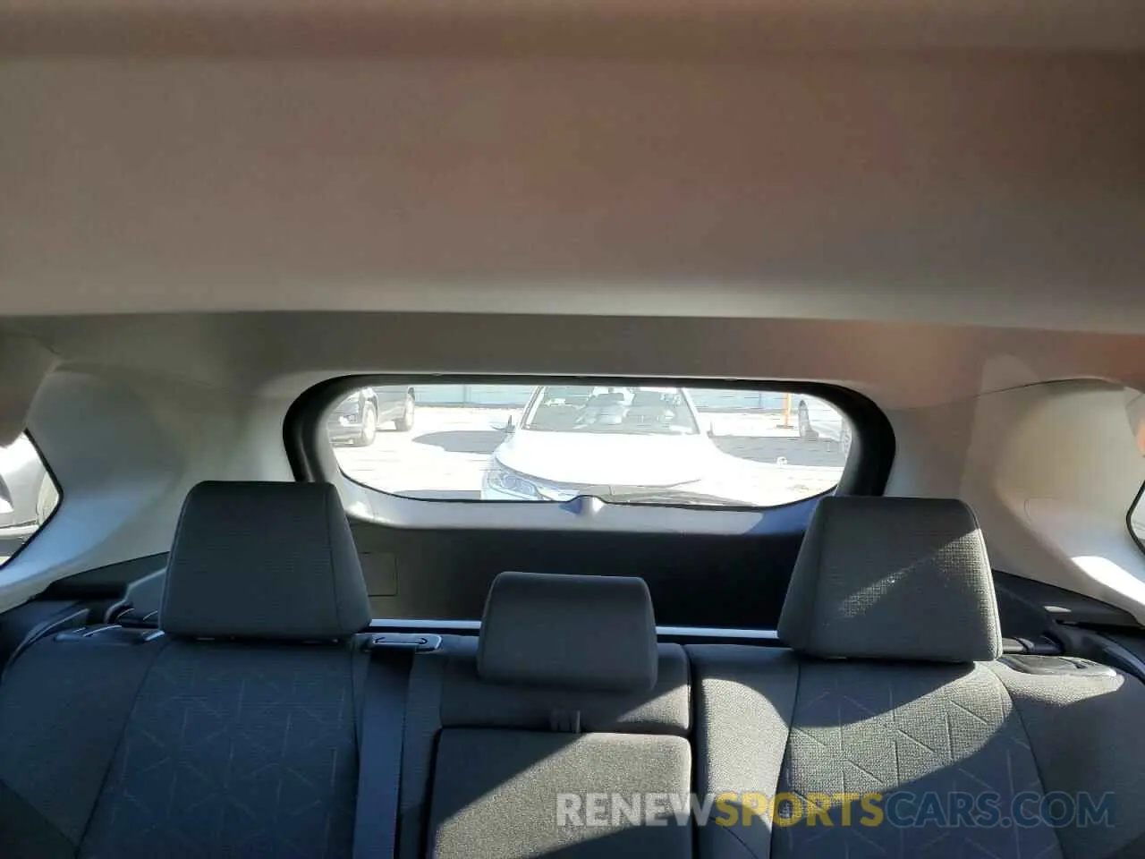10 Фотография поврежденного автомобиля 2T3P1RFV7RC476579 TOYOTA RAV4 2024