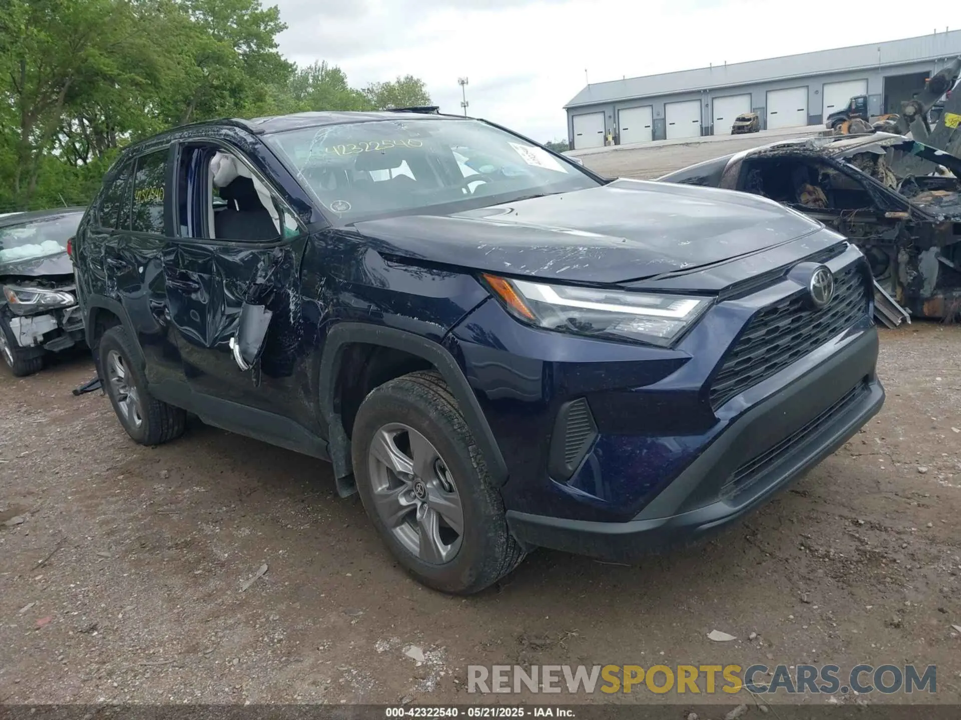 1 Фотография поврежденного автомобиля 2T3P1RFV7RW418440 TOYOTA RAV4 2024