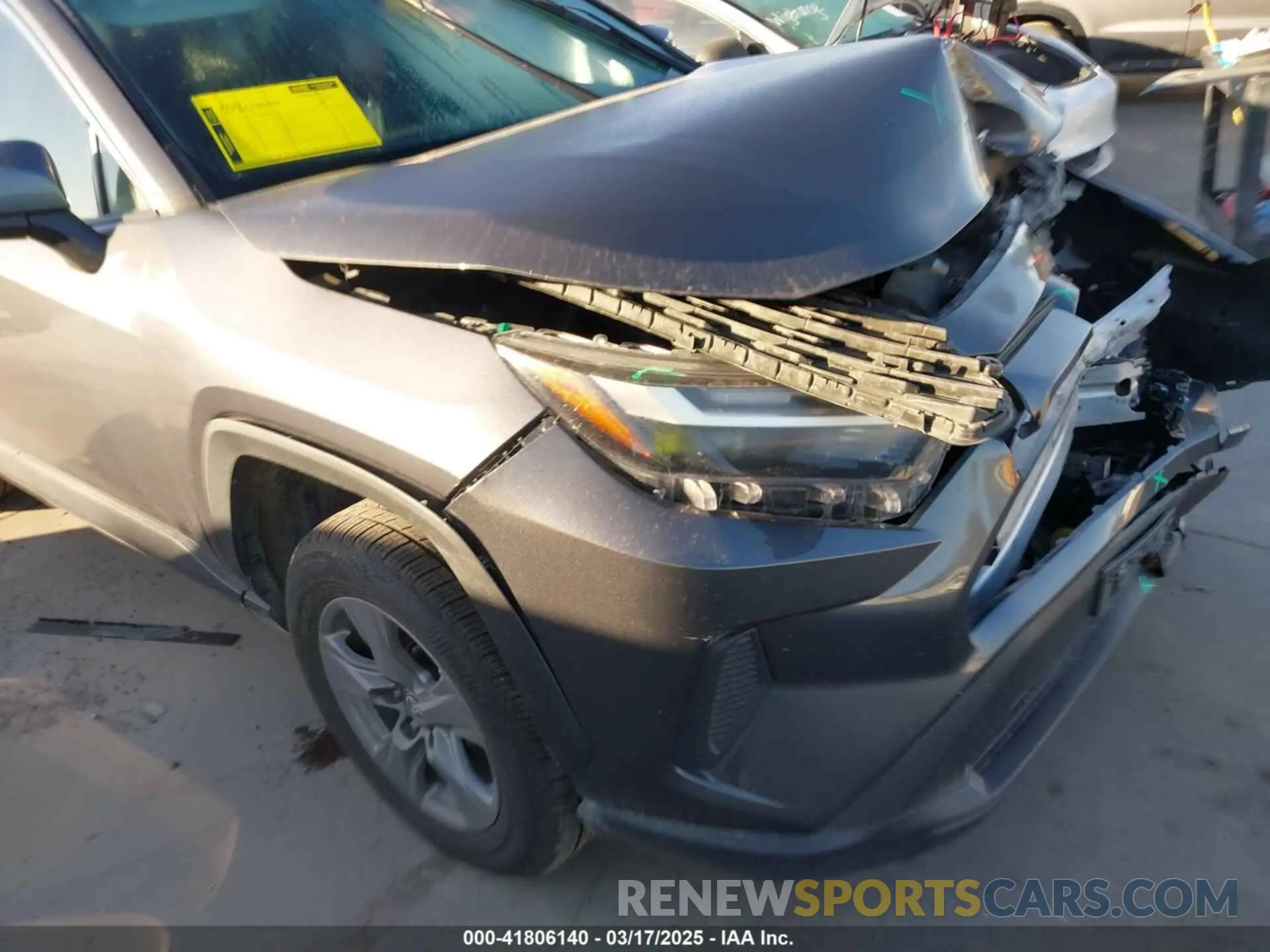 18 Photograph of a damaged car 2T3P1RFV7RW419815 TOYOTA RAV4 2024