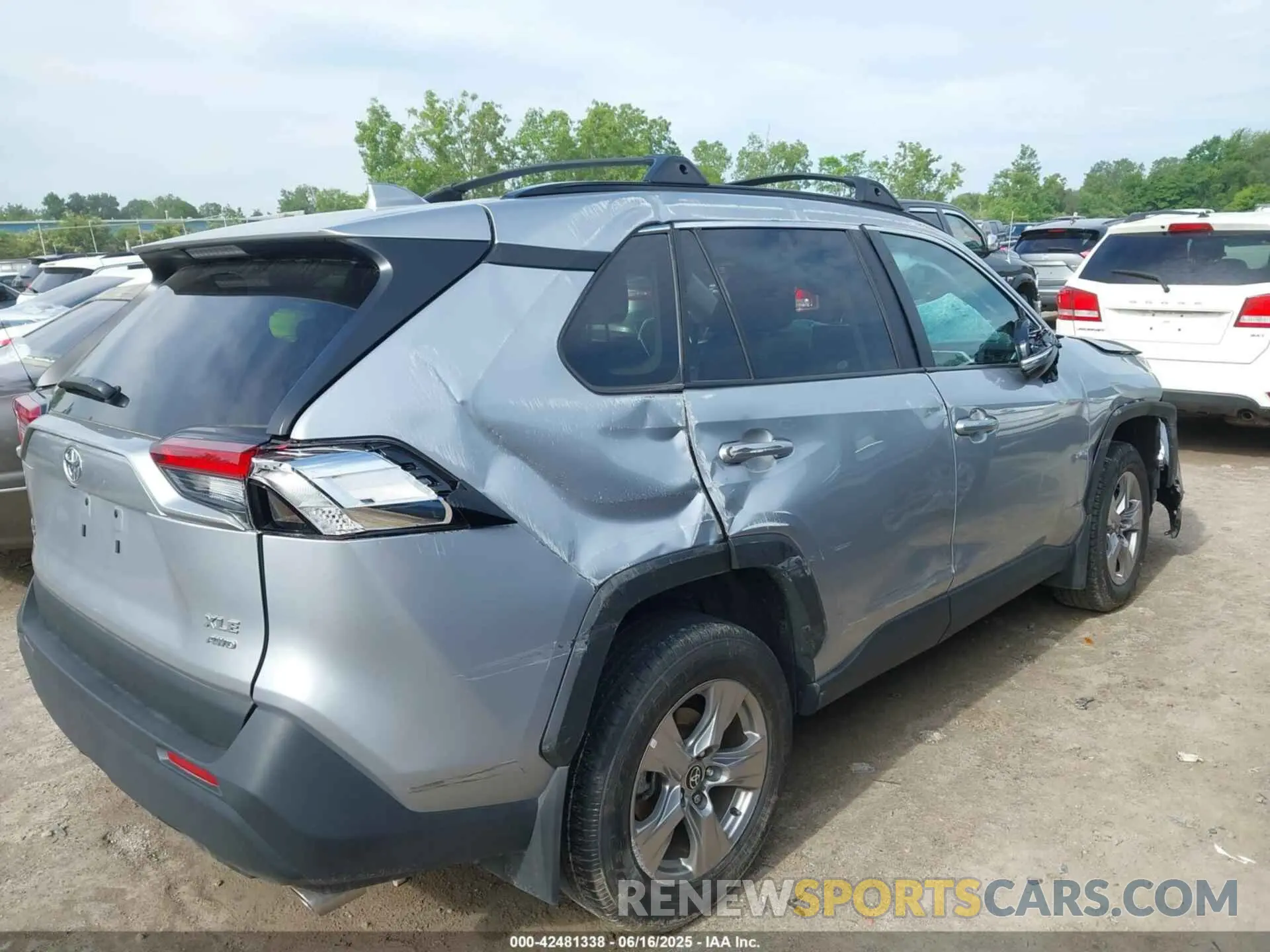 13 Photograph of a damaged car 2T3P1RFV8RC433921 TOYOTA RAV4 2024