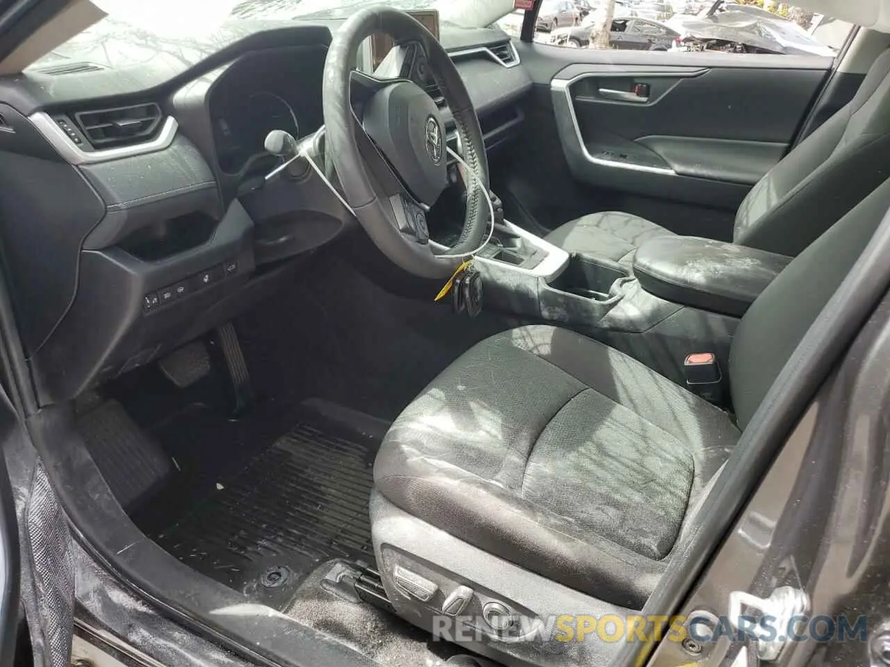 7 Фотография поврежденного автомобиля 2T3P1RFV8RC438326 TOYOTA RAV4 2024