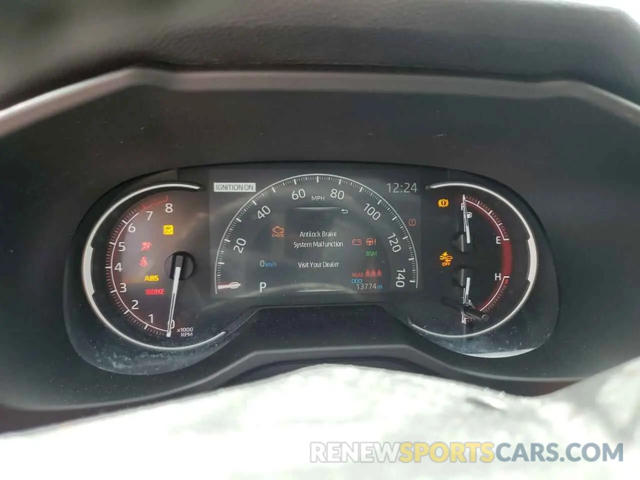 9 Фотография поврежденного автомобиля 2T3P1RFV8RC438326 TOYOTA RAV4 2024