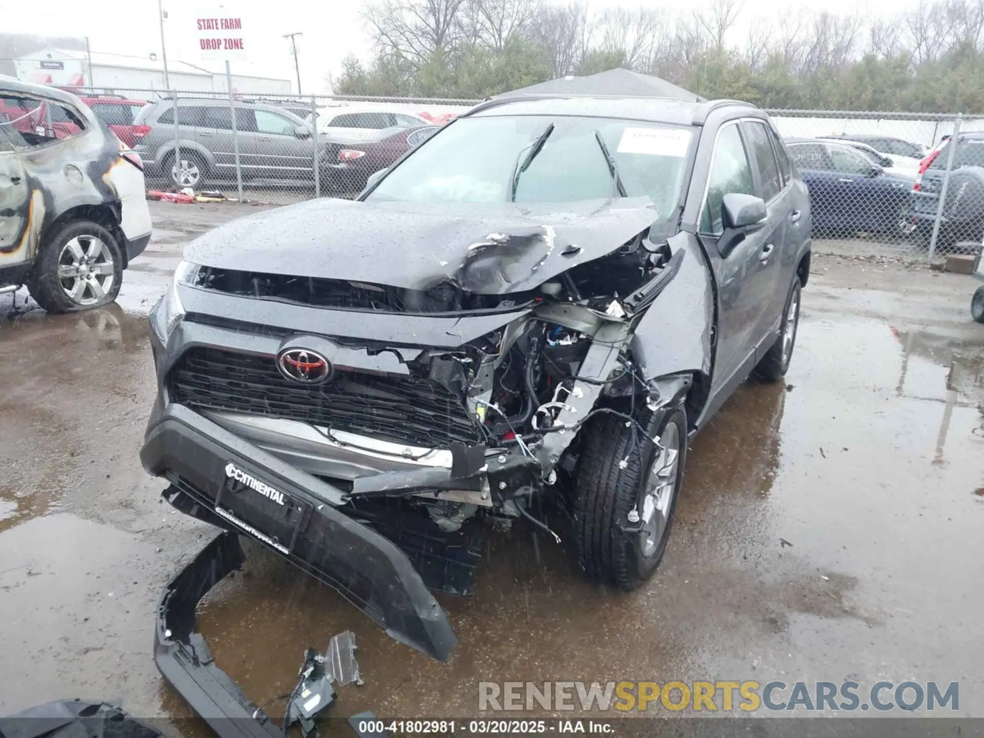 2 Фотография поврежденного автомобиля 2T3P1RFV9RC395017 TOYOTA RAV4 2024