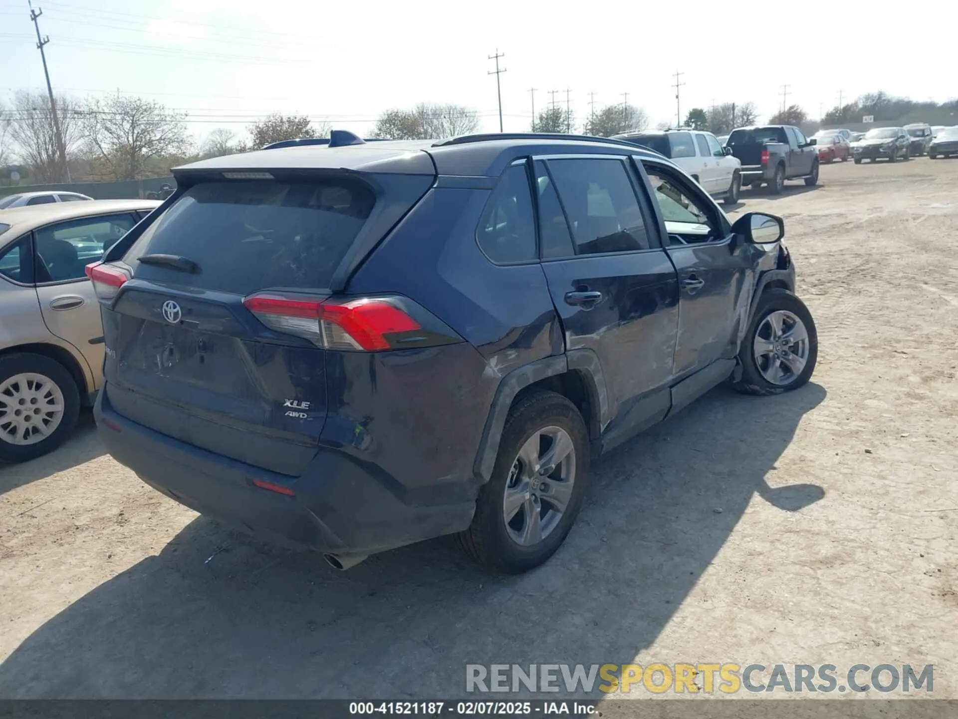 4 Photograph of a damaged car 2T3P1RFV9RW456252 TOYOTA RAV4 2024