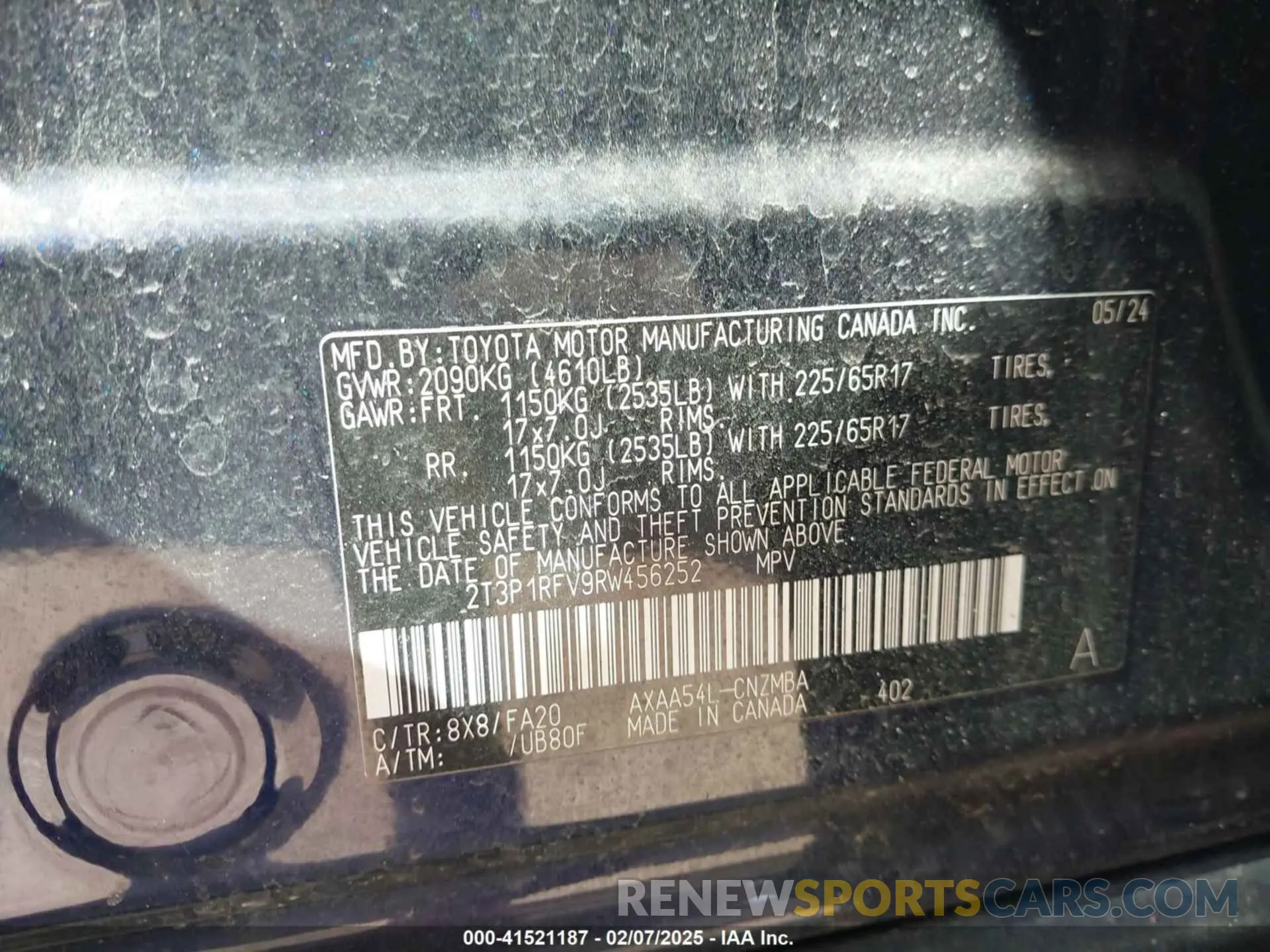 9 Photograph of a damaged car 2T3P1RFV9RW456252 TOYOTA RAV4 2024