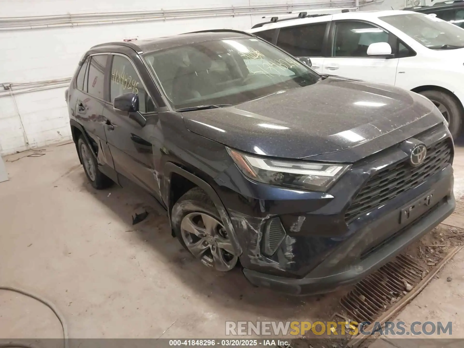 1 Photograph of a damaged car 2T3P1RFV9RW468059 TOYOTA RAV4 2024