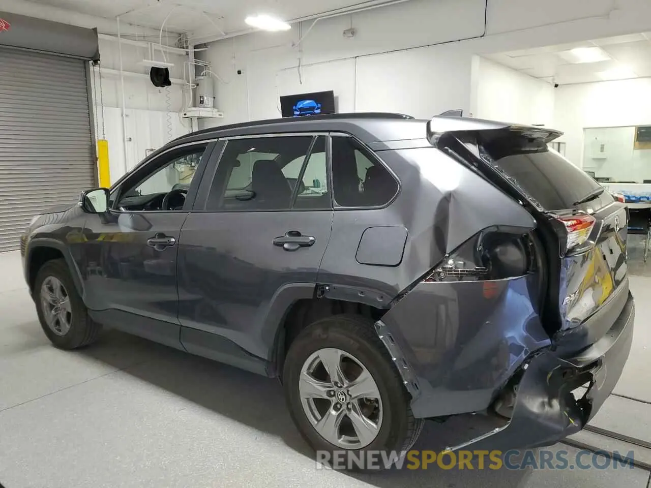 2 Photograph of a damaged car 2T3P1RFVXRW417749 TOYOTA RAV4 2024