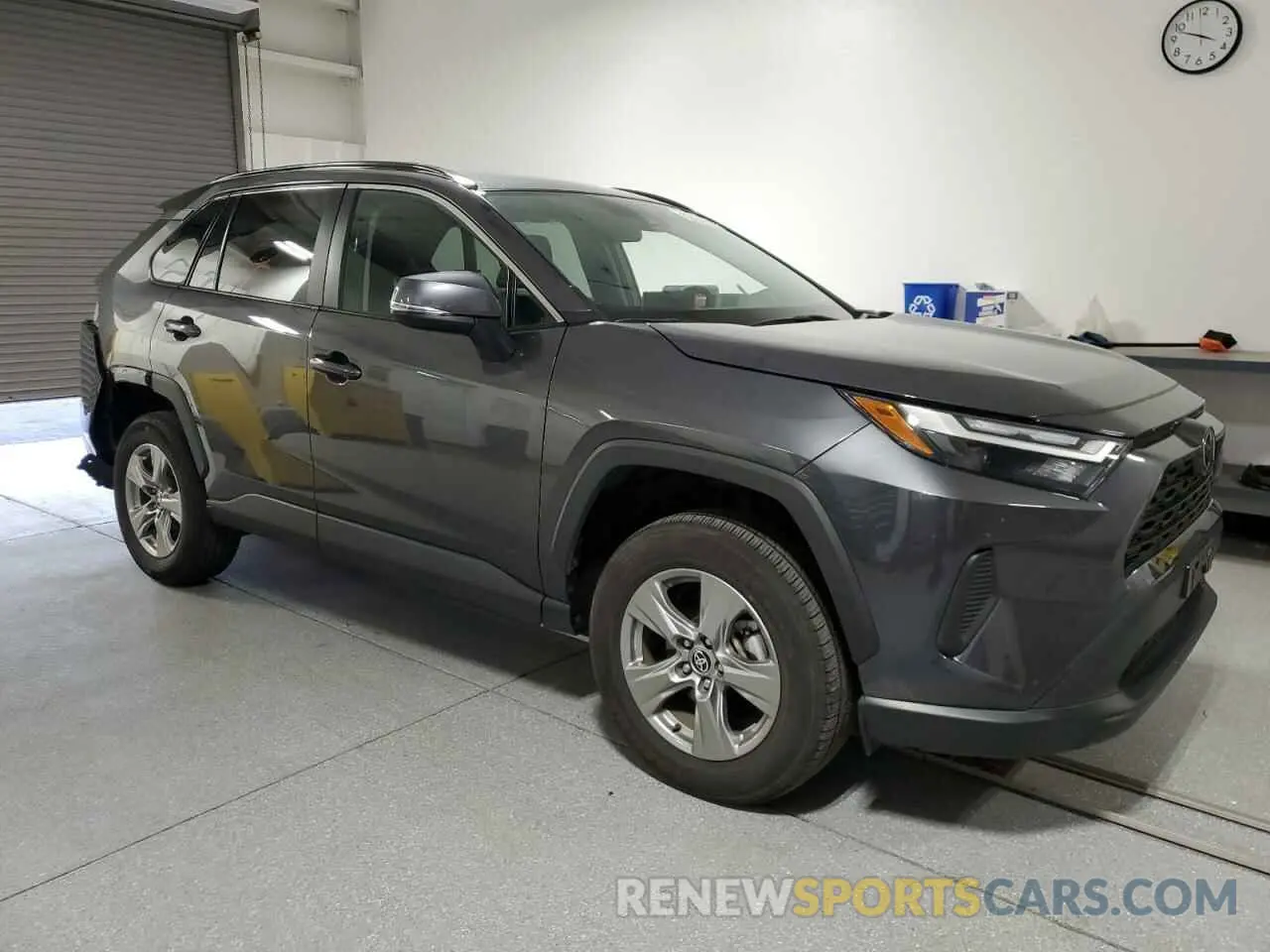 4 Photograph of a damaged car 2T3P1RFVXRW417749 TOYOTA RAV4 2024