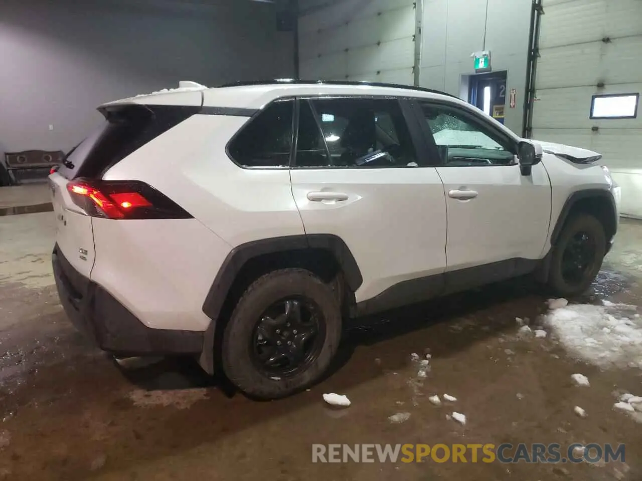 3 Photograph of a damaged car 2T3R1RFV1RW489058 TOYOTA RAV4 2024