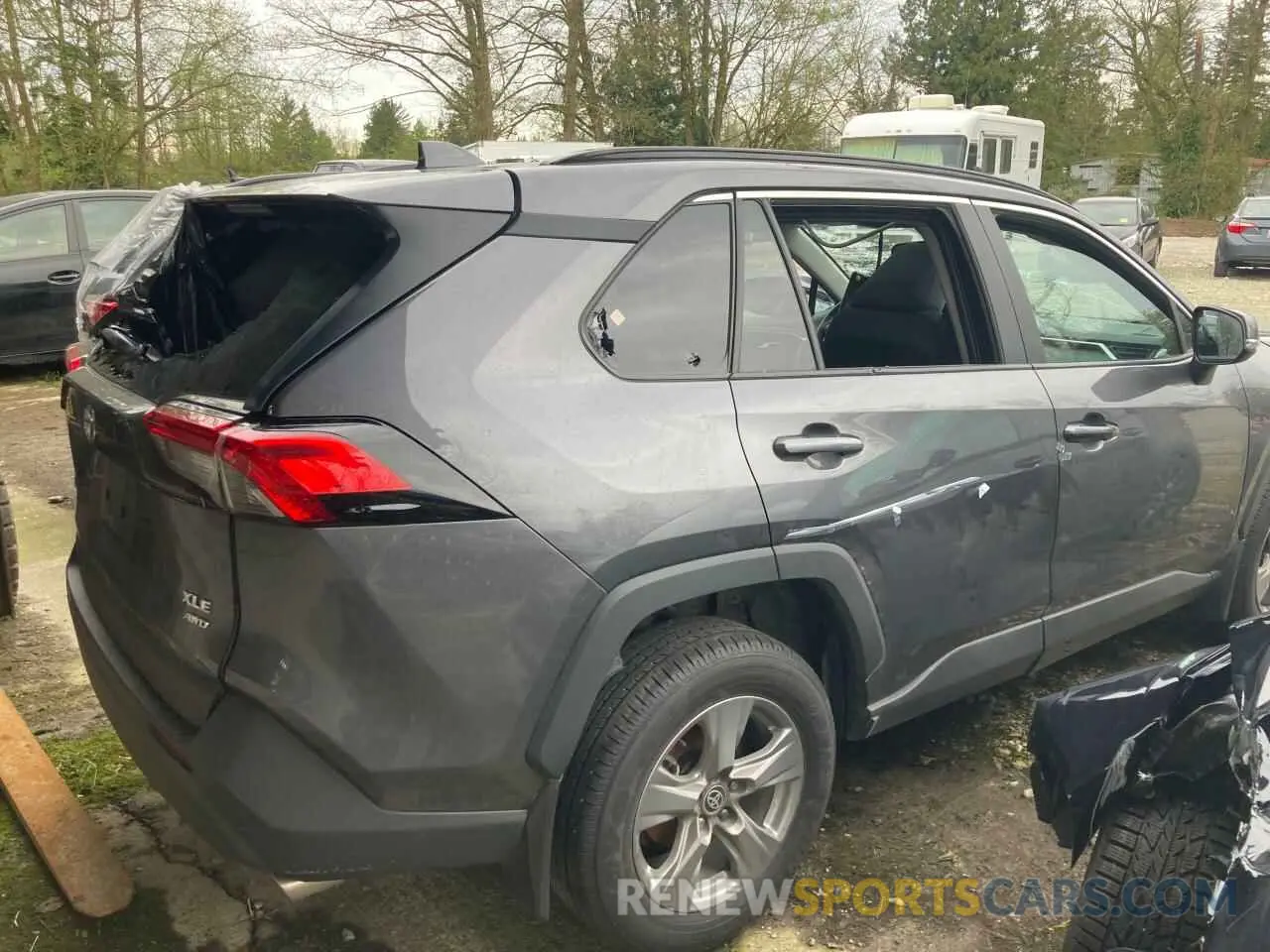 3 Фотография поврежденного автомобиля 2T3R1RFV5RC469932 TOYOTA RAV4 2024