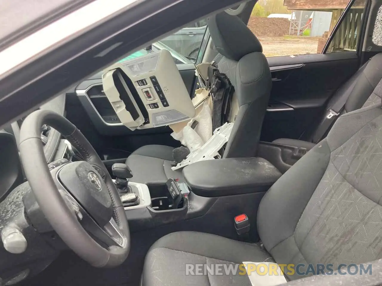 7 Фотография поврежденного автомобиля 2T3R1RFV5RC469932 TOYOTA RAV4 2024