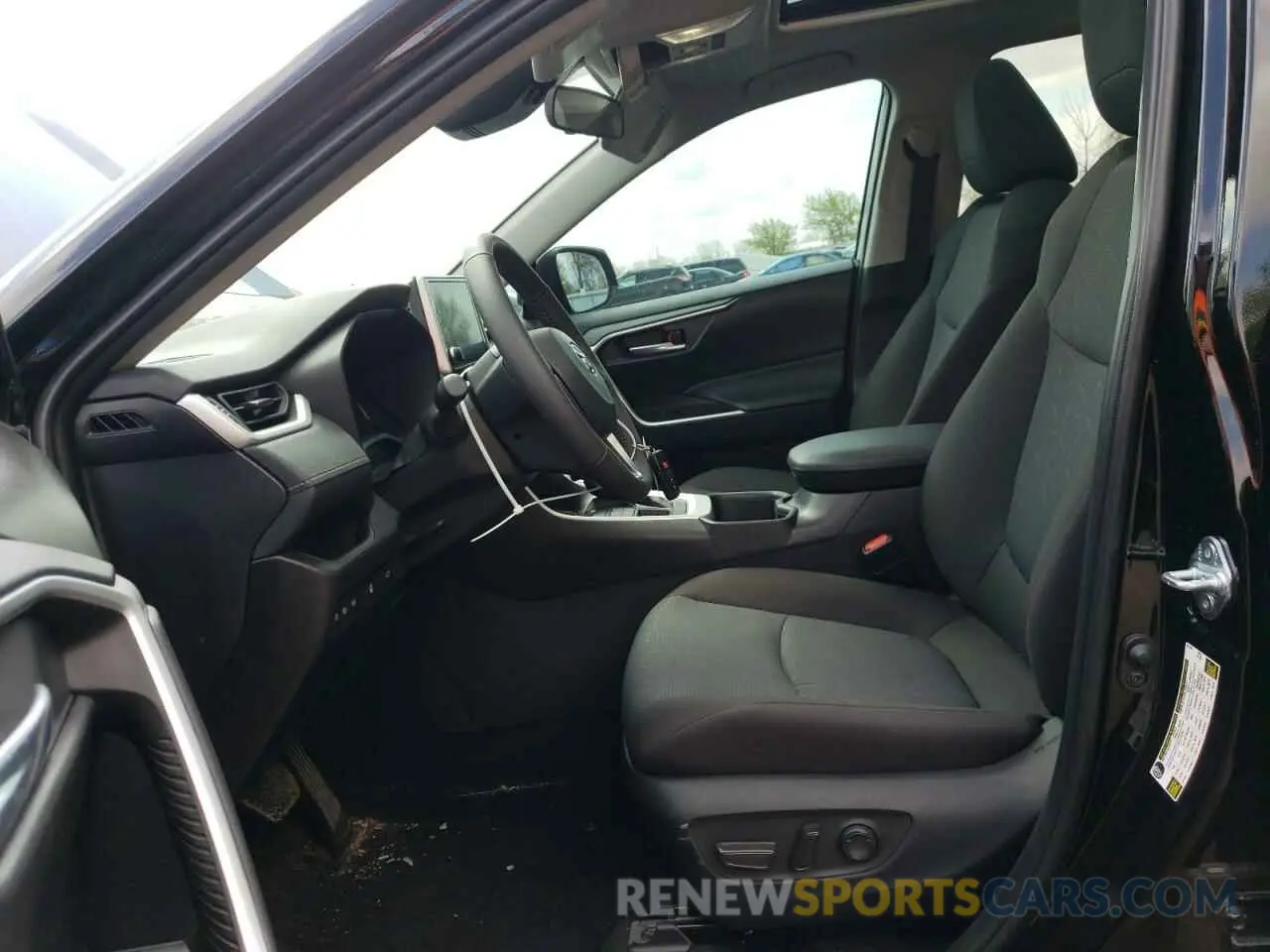 7 Photograph of a damaged car 2T3R1RFV9RC476785 TOYOTA RAV4 2024