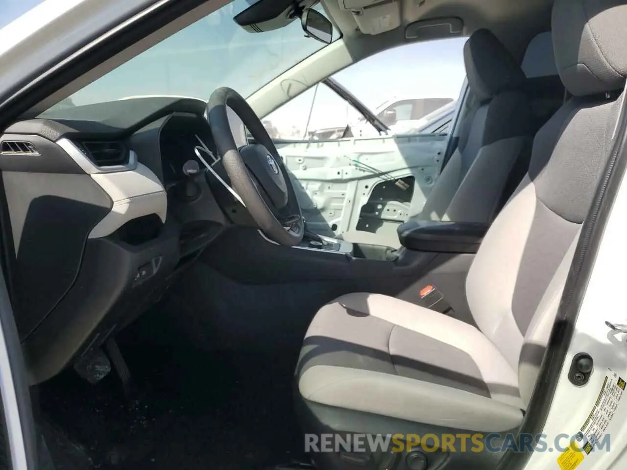 7 Photograph of a damaged car 2T3RWRFV1RW237618 TOYOTA RAV4 2024