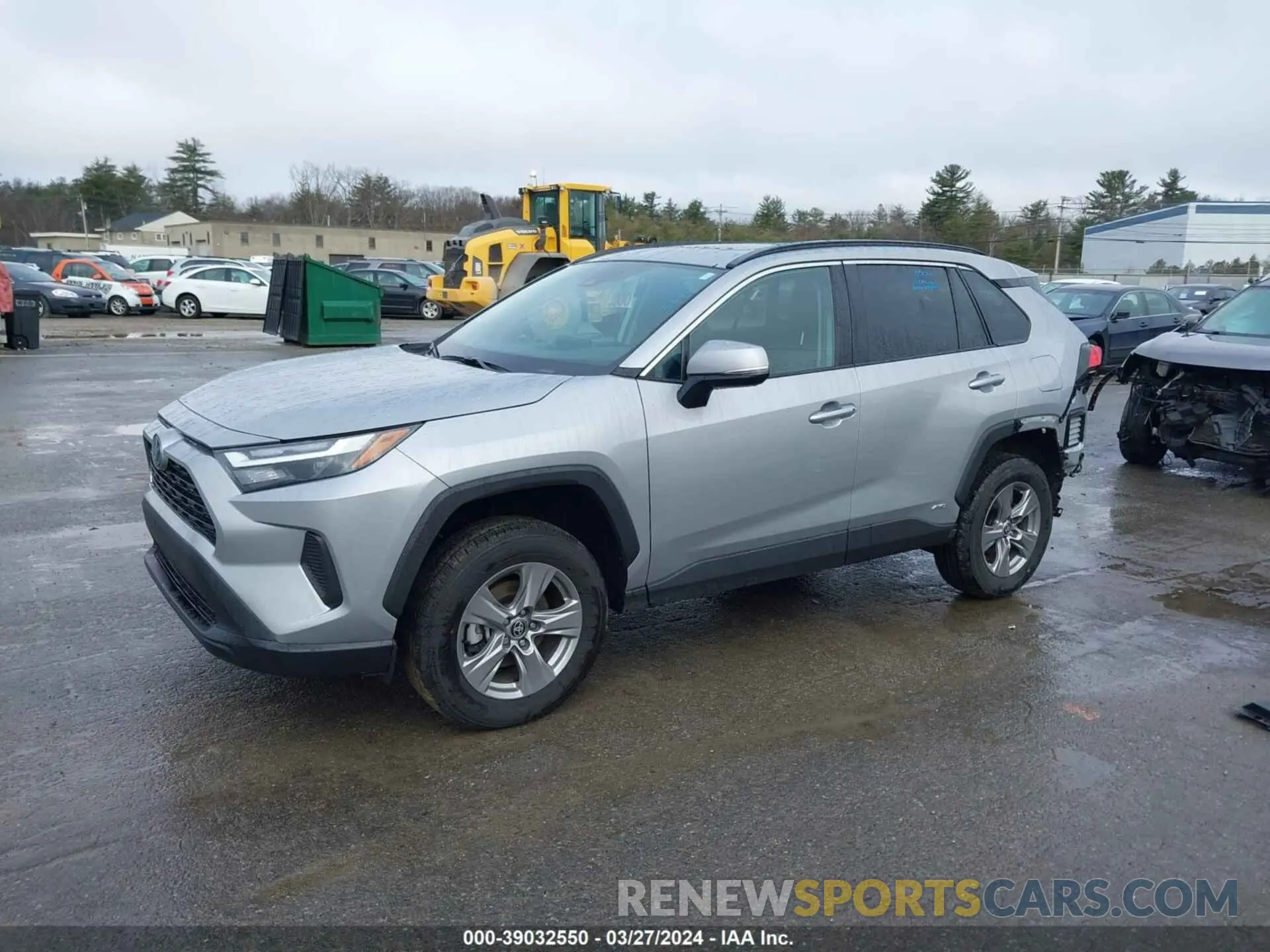 2 Photograph of a damaged car 2T3RWRFV2RW193340 TOYOTA RAV4 2024