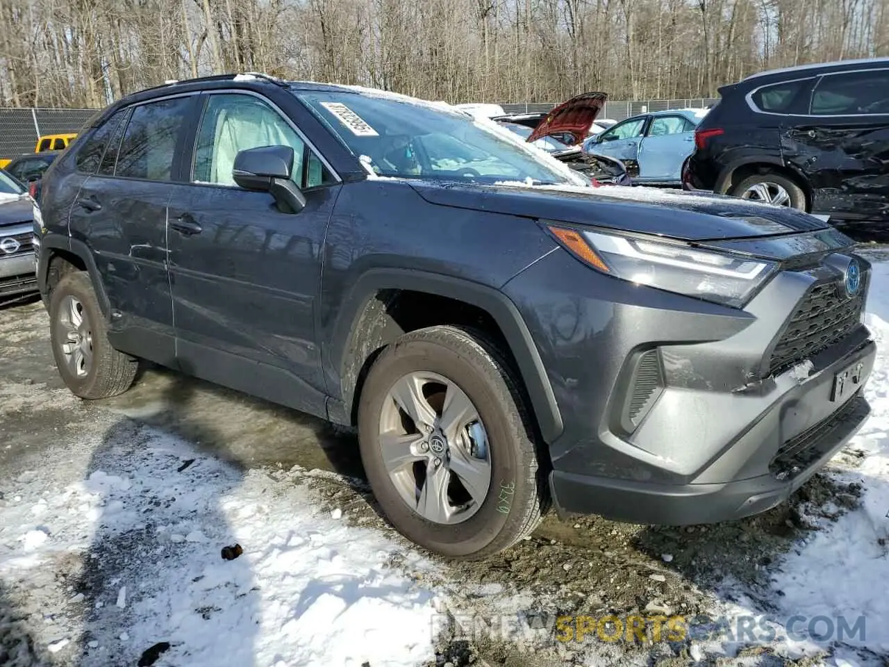 4 Фотография поврежденного автомобиля 2T3RWRFV2RW239863 TOYOTA RAV4 2024