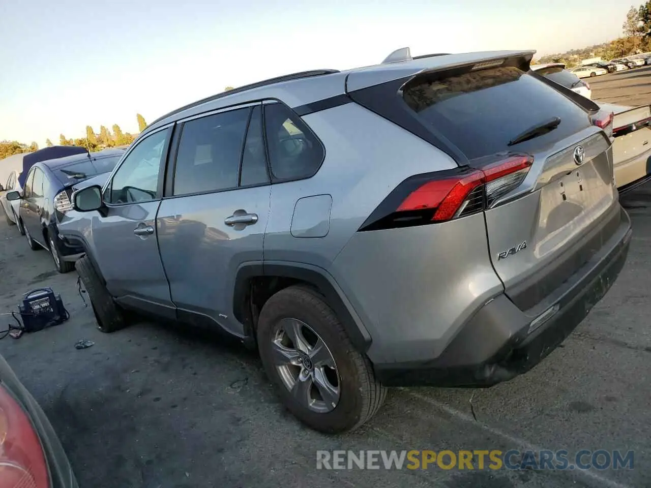 2 Фотография поврежденного автомобиля 2T3RWRFV3RW210162 TOYOTA RAV4 2024