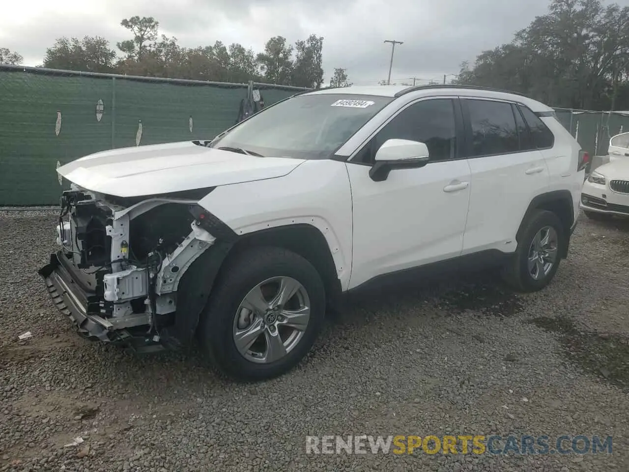 1 Фотография поврежденного автомобиля 2T3RWRFV4RW201387 TOYOTA RAV4 2024