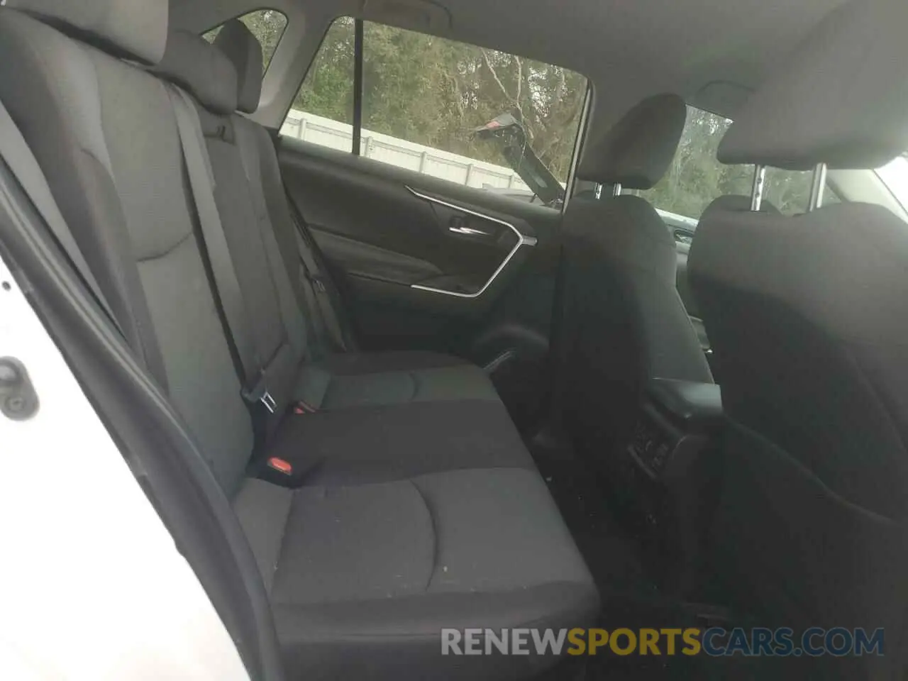 11 Фотография поврежденного автомобиля 2T3RWRFV4RW201387 TOYOTA RAV4 2024
