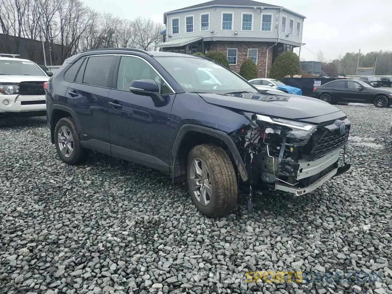 4 Photograph of a damaged car 2T3RWRFV4RW219002 TOYOTA RAV4 2024