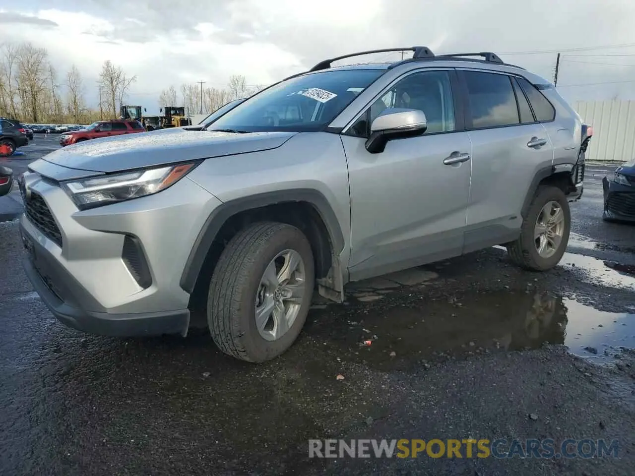 1 Фотография поврежденного автомобиля 2T3RWRFV5RW233152 TOYOTA RAV4 2024