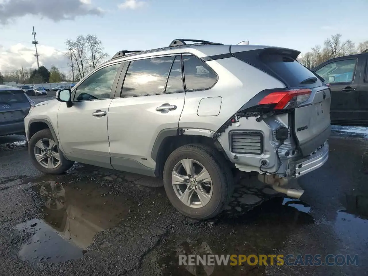 2 Фотография поврежденного автомобиля 2T3RWRFV5RW233152 TOYOTA RAV4 2024
