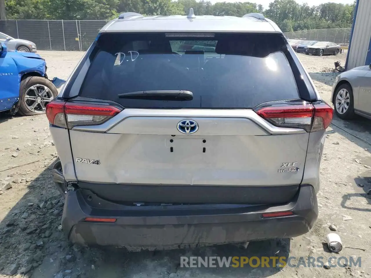 6 Photograph of a damaged car 2T3RWRFV9RW225569 TOYOTA RAV4 2024