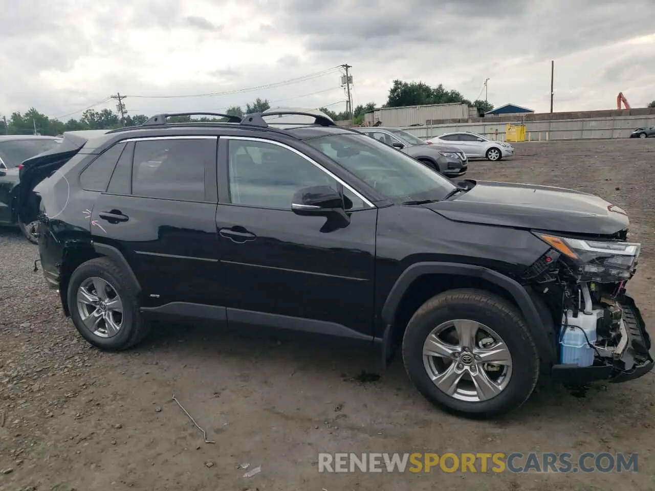 4 Photograph of a damaged car 2T3RWRFVXRW203502 TOYOTA RAV4 2024