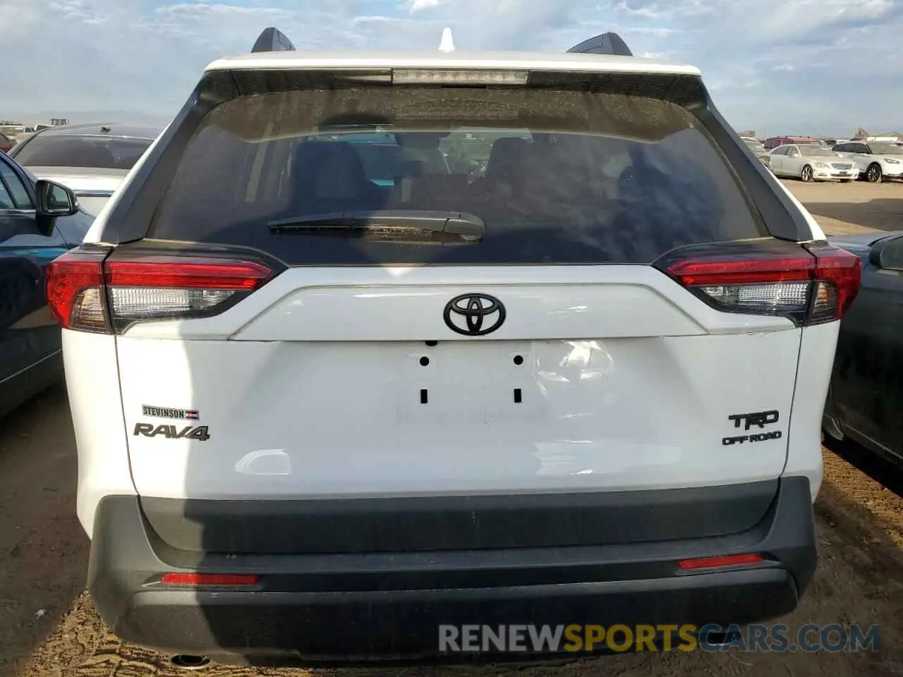 6 Фотография поврежденного автомобиля 2T3S1RFV6RW442156 TOYOTA RAV4 2024