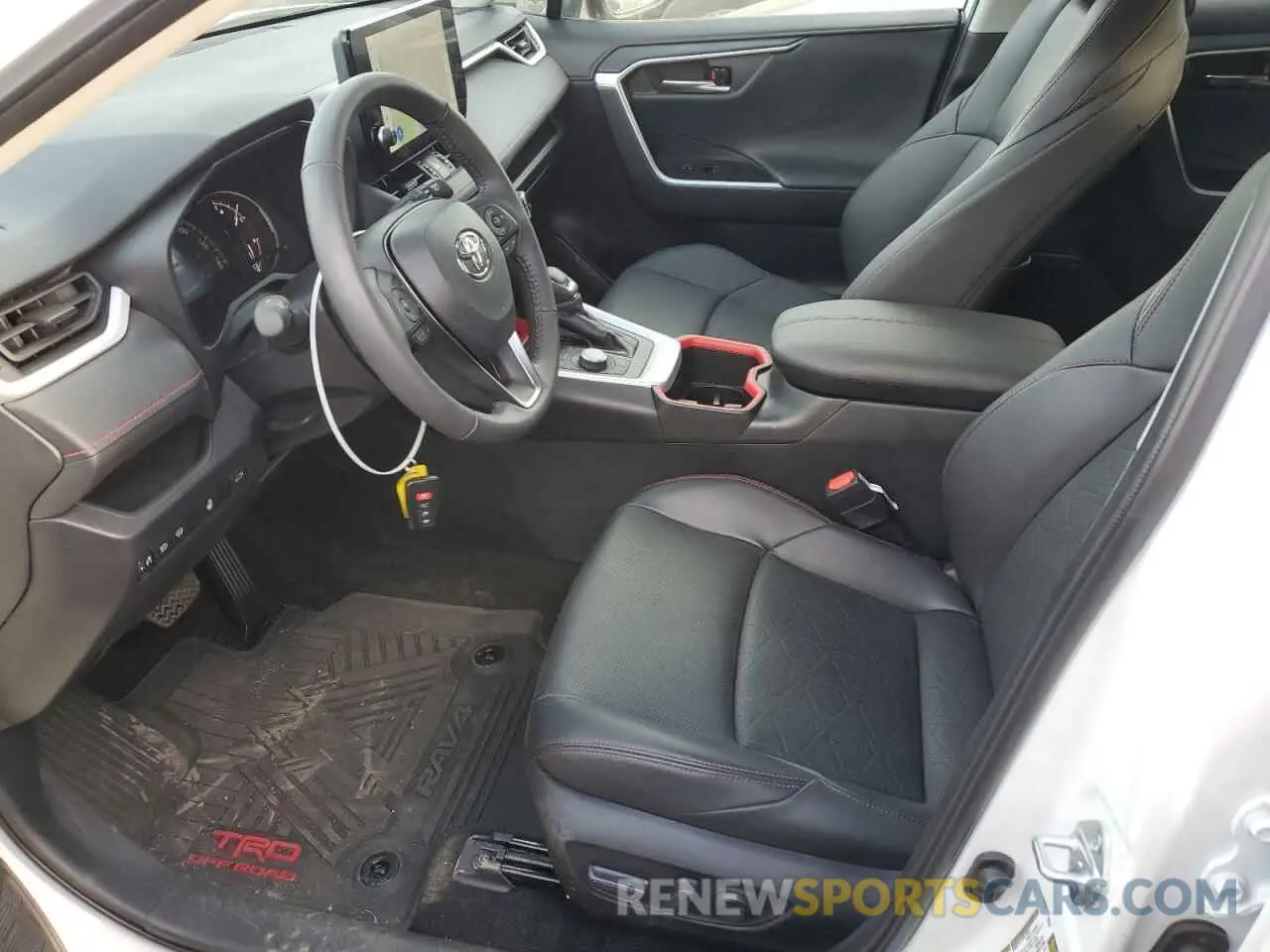 7 Фотография поврежденного автомобиля 2T3S1RFV6RW442156 TOYOTA RAV4 2024