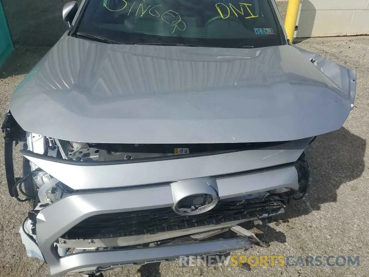 12 Photograph of a damaged car 2T3T6RFV5RW080925 TOYOTA RAV4 2024