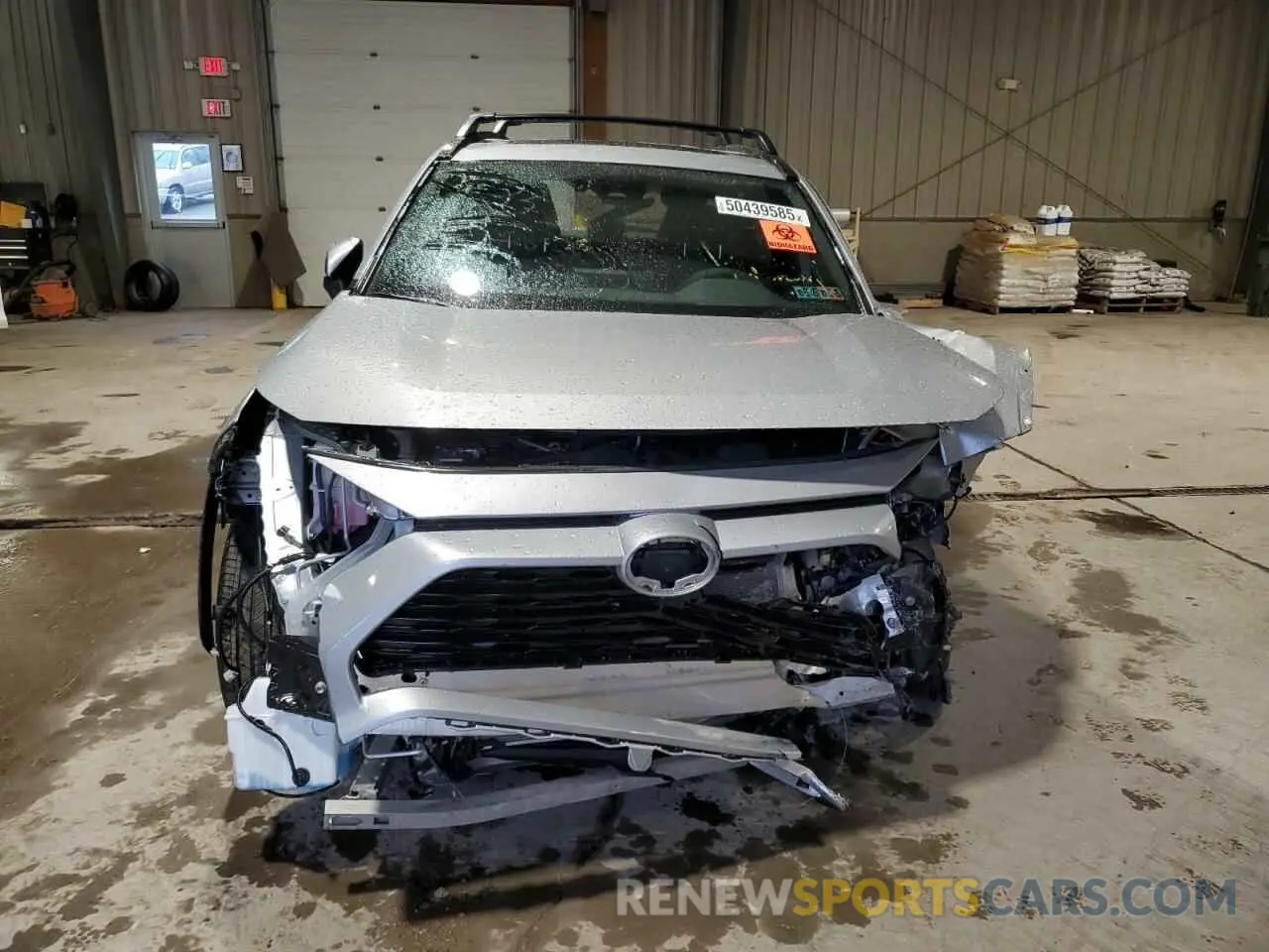 5 Photograph of a damaged car 2T3T6RFV5RW080925 TOYOTA RAV4 2024