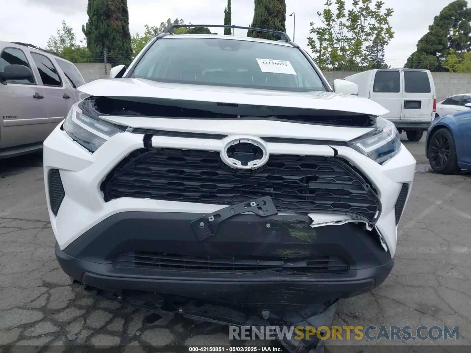 18 Фотография поврежденного автомобиля 2T3W1RFV0RC277255 TOYOTA RAV4 2024