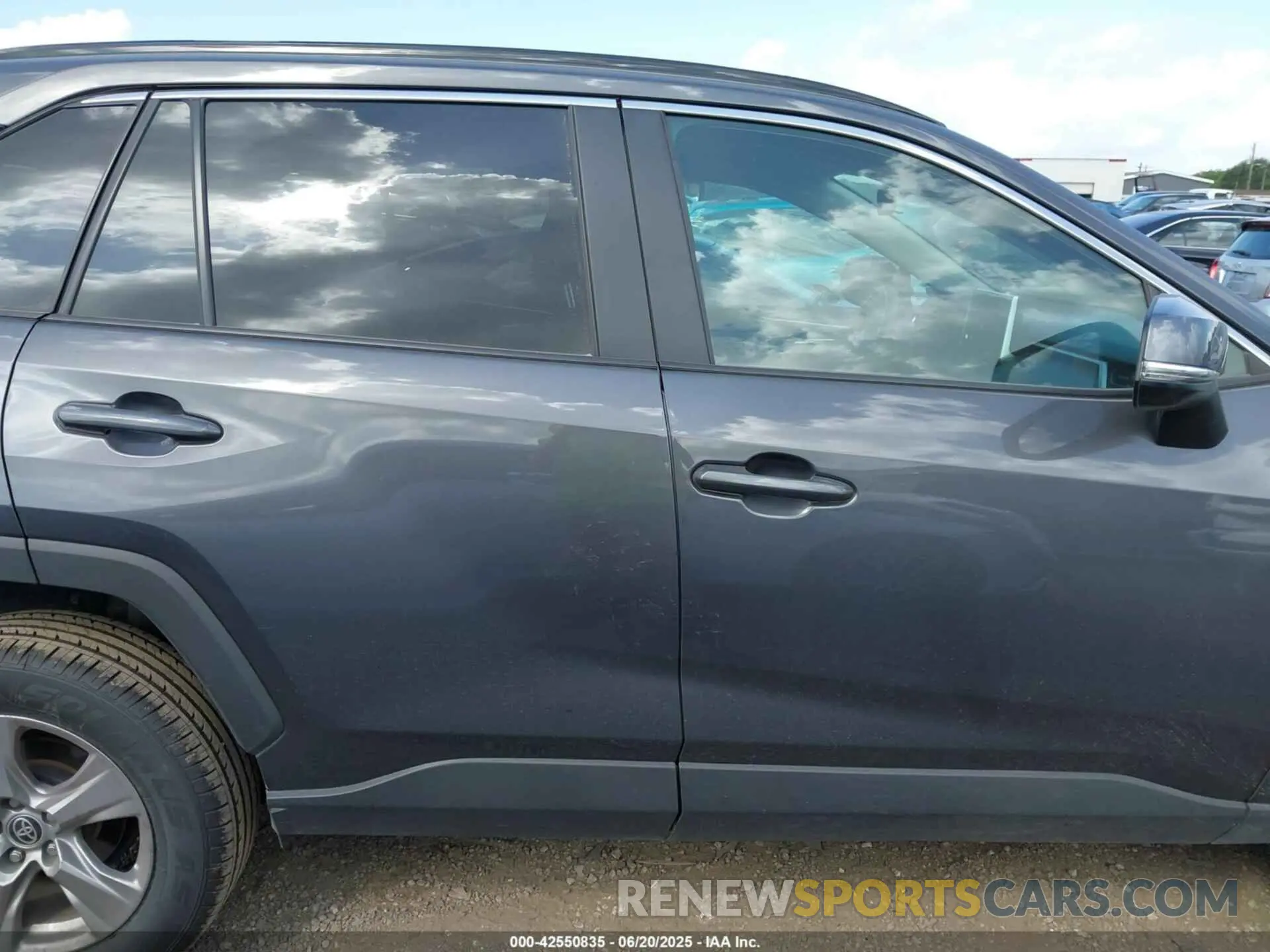 12 Photograph of a damaged car 2T3W1RFV0RW329093 TOYOTA RAV4 2024