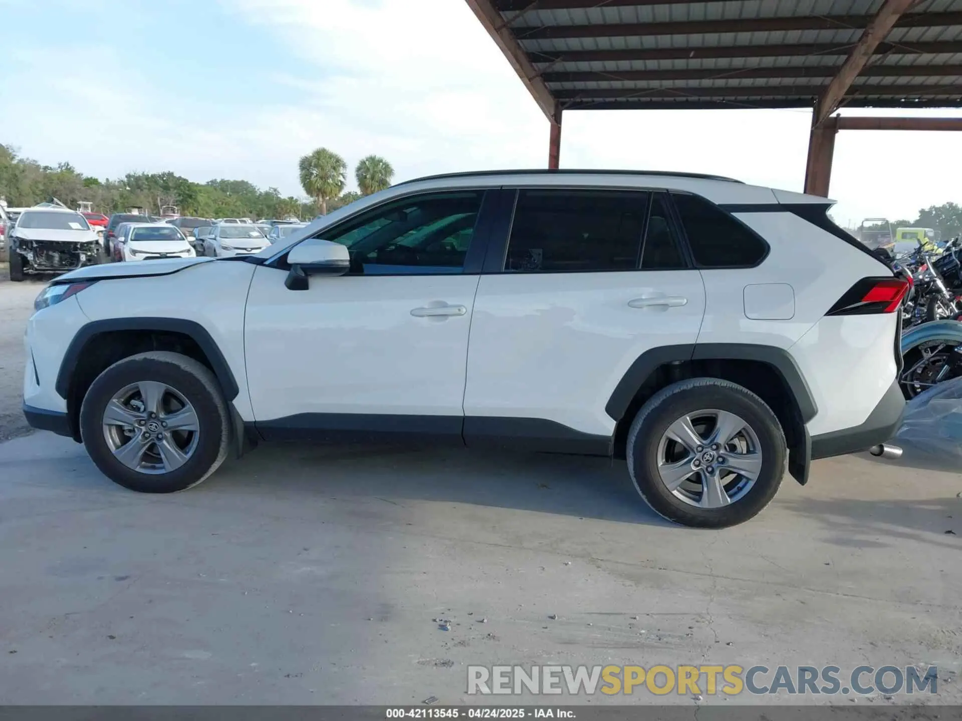 14 Photograph of a damaged car 2T3W1RFV1RC253885 TOYOTA RAV4 2024