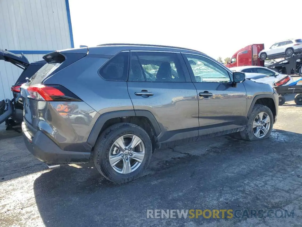 3 Photograph of a damaged car 2T3W1RFV1RW339017 TOYOTA RAV4 2024
