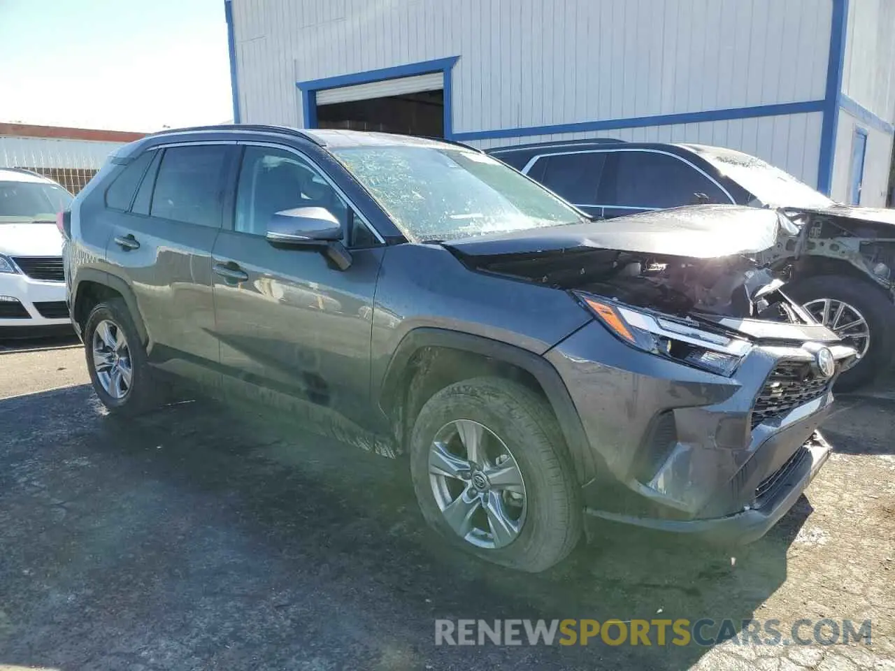 4 Photograph of a damaged car 2T3W1RFV1RW339017 TOYOTA RAV4 2024