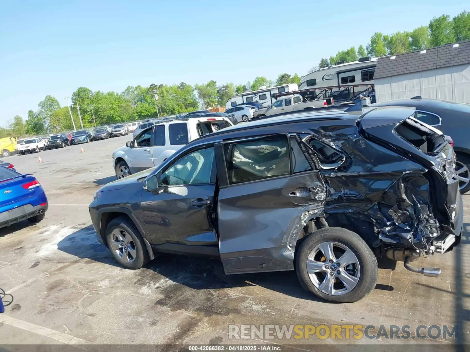 14 Photograph of a damaged car 2T3W1RFV2RC267844 TOYOTA RAV4 2024