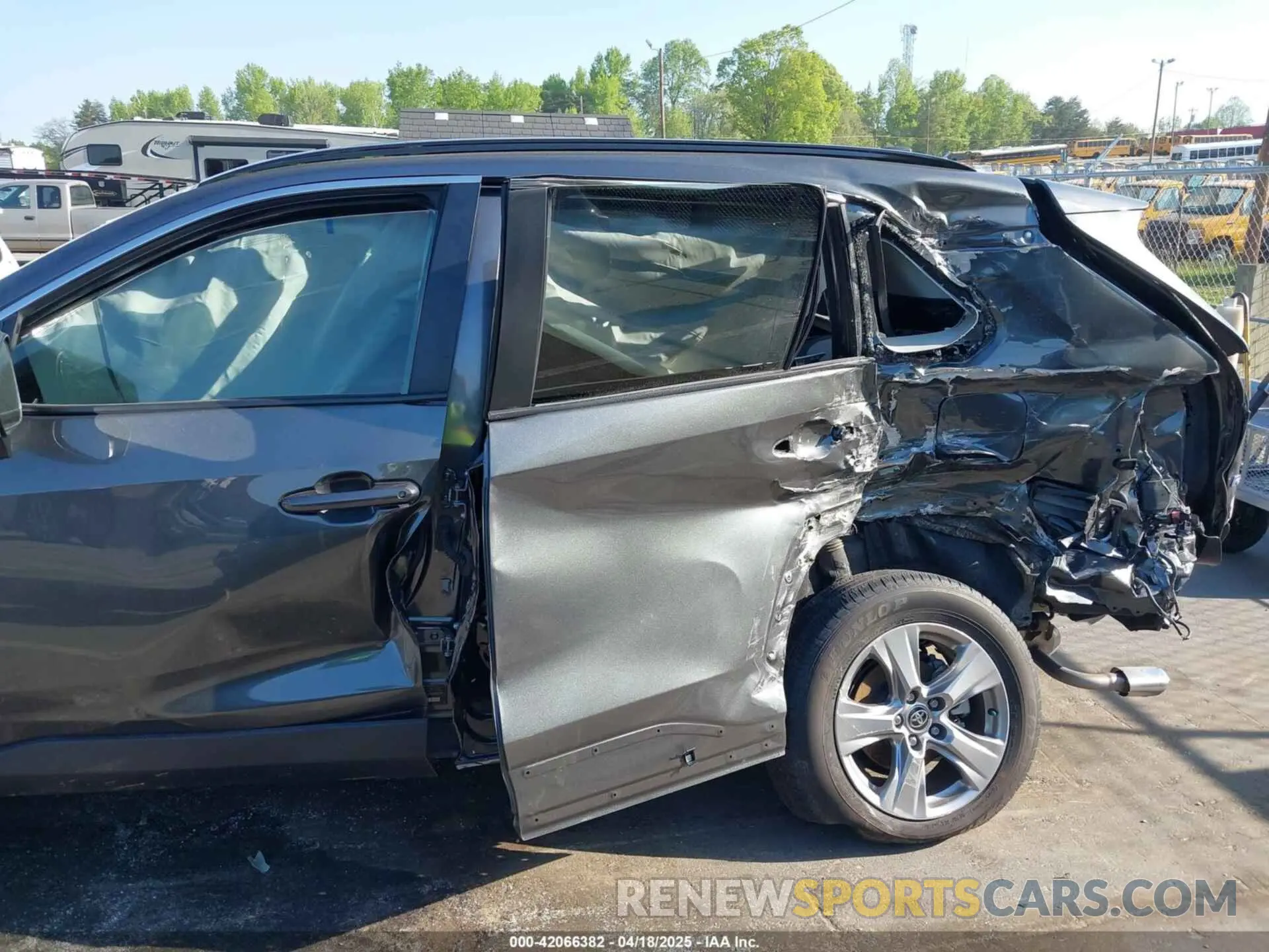 6 Photograph of a damaged car 2T3W1RFV2RC267844 TOYOTA RAV4 2024