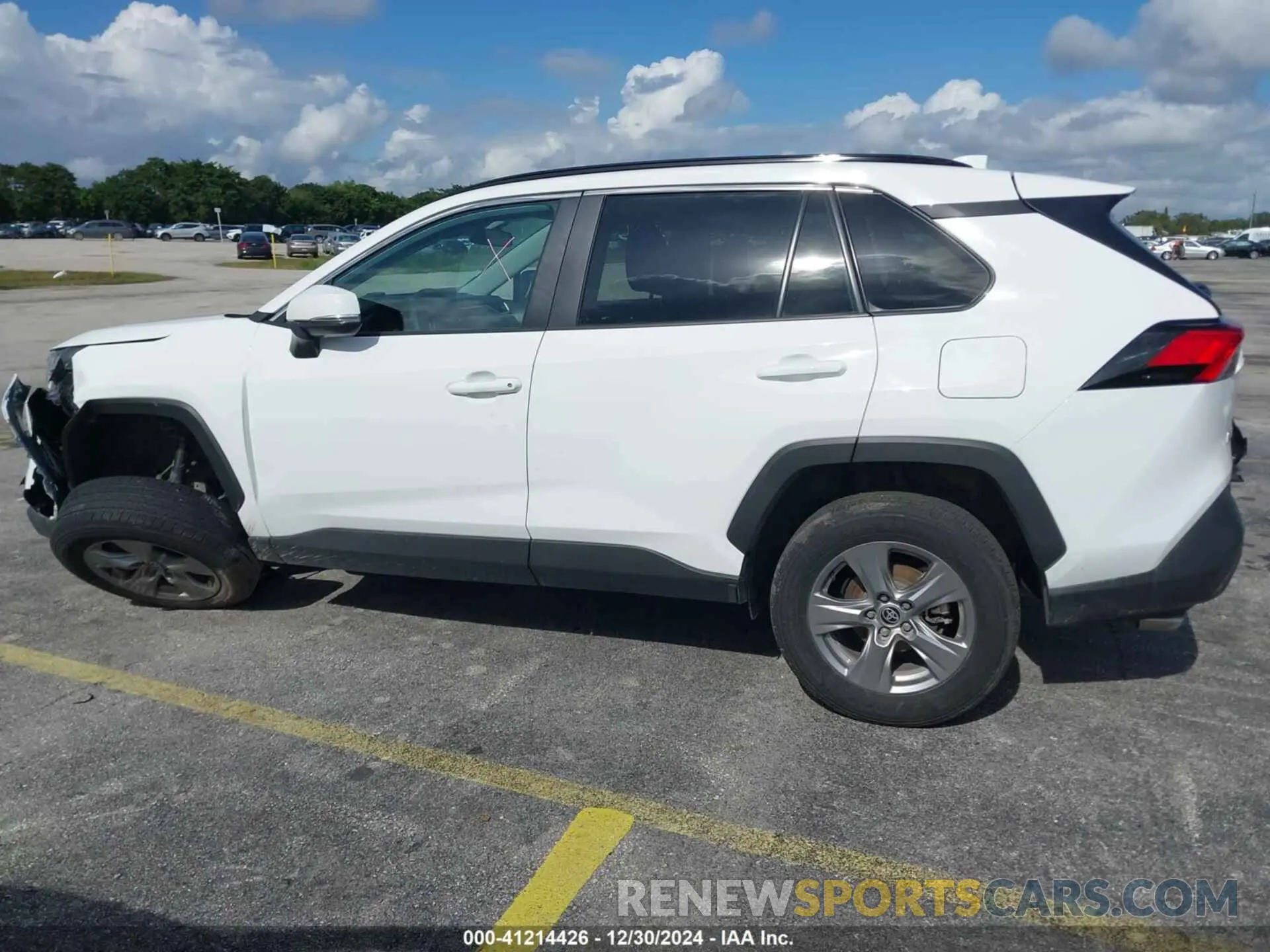 15 Photograph of a damaged car 2T3W1RFV2RW324624 TOYOTA RAV4 2024
