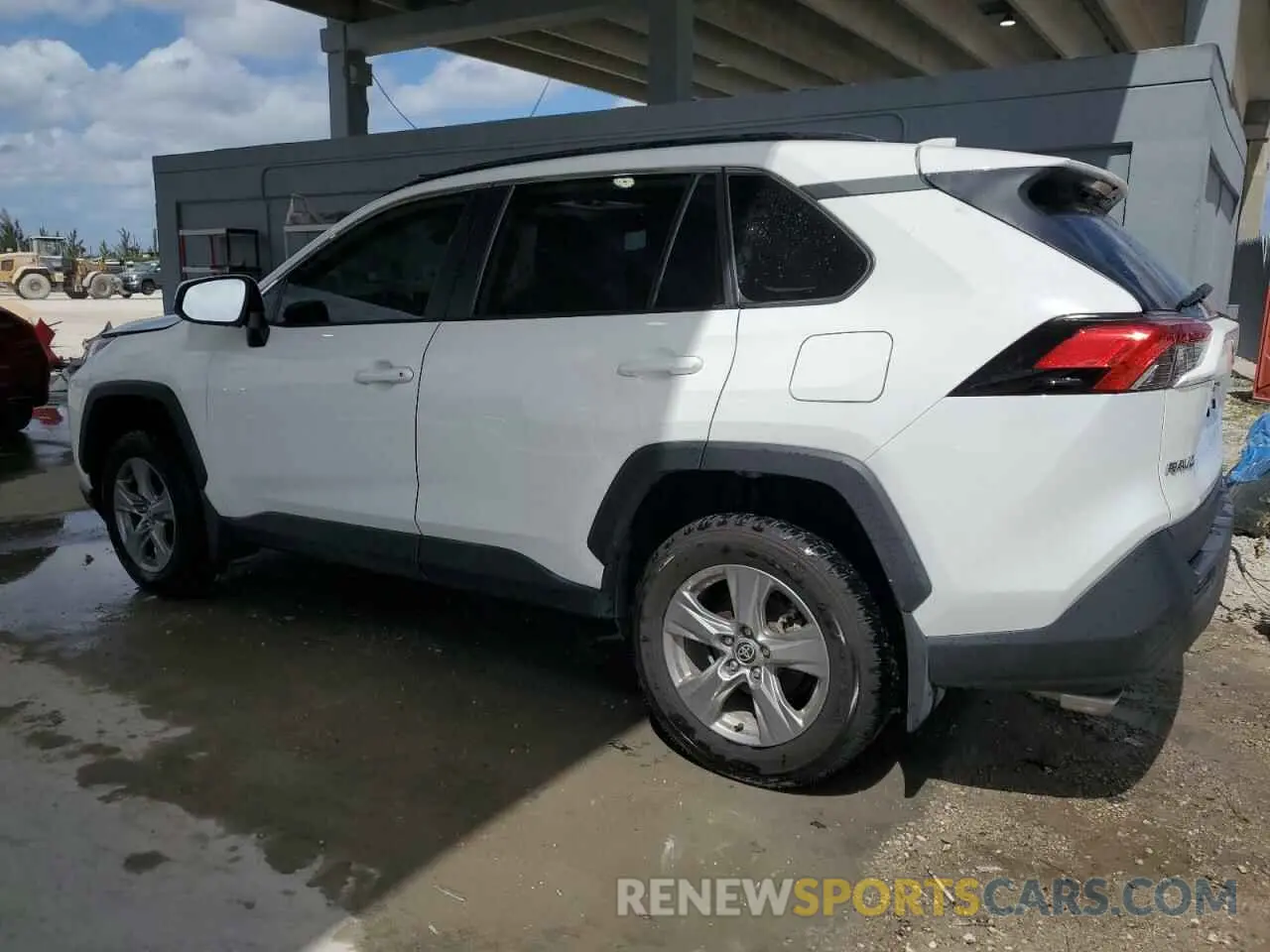 2 Фотография поврежденного автомобиля 2T3W1RFV2RW353024 TOYOTA RAV4 2024