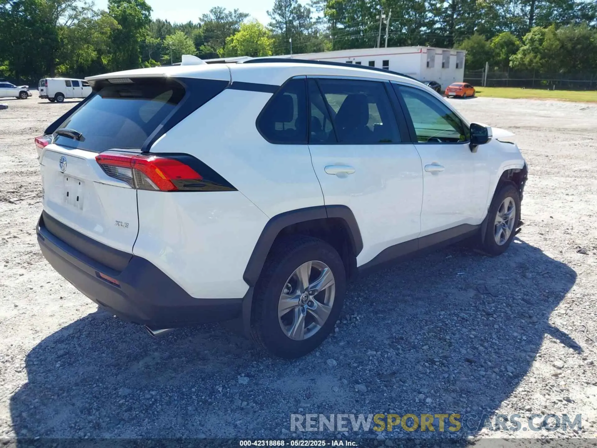 4 Photograph of a damaged car 2T3W1RFV3RC265116 TOYOTA RAV4 2024