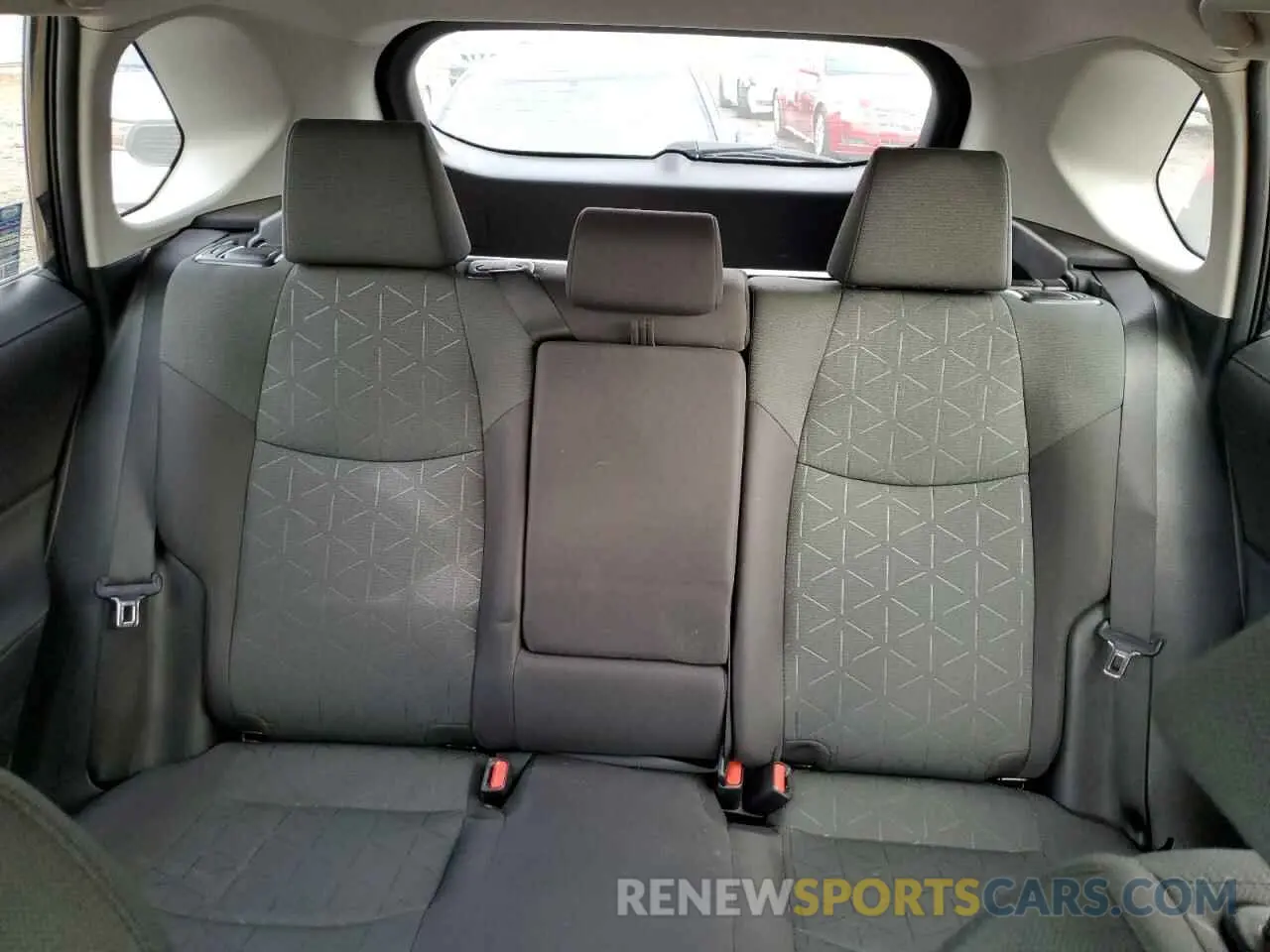 10 Фотография поврежденного автомобиля 2T3W1RFV3RC275337 TOYOTA RAV4 2024